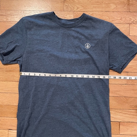 Volcom Gray Short Sleeve Tee Classic Crew Neck Men’s M - Picture 3 of 6